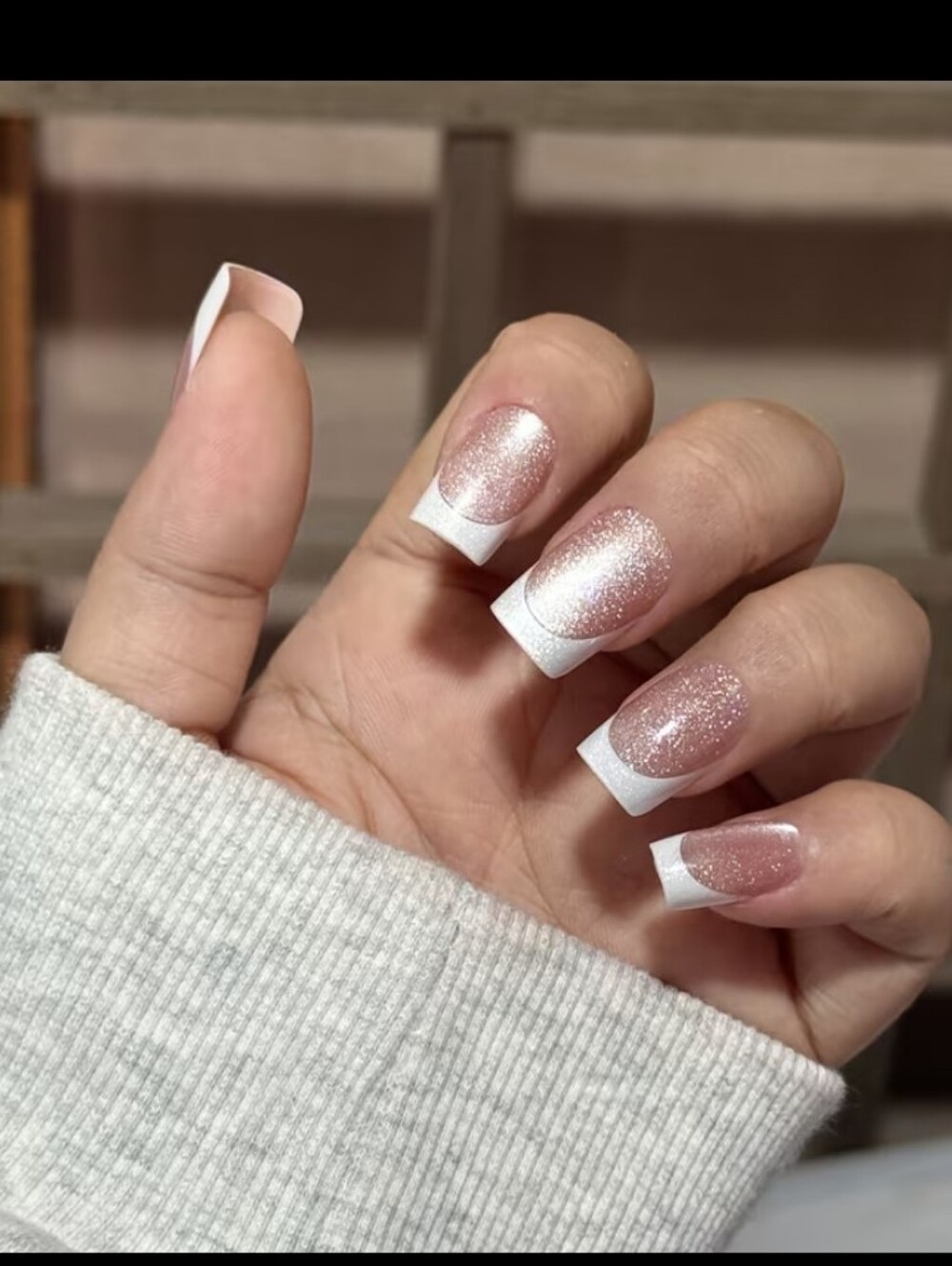 🔥3/$21 Pink Glitter French Tip Press-On Nails